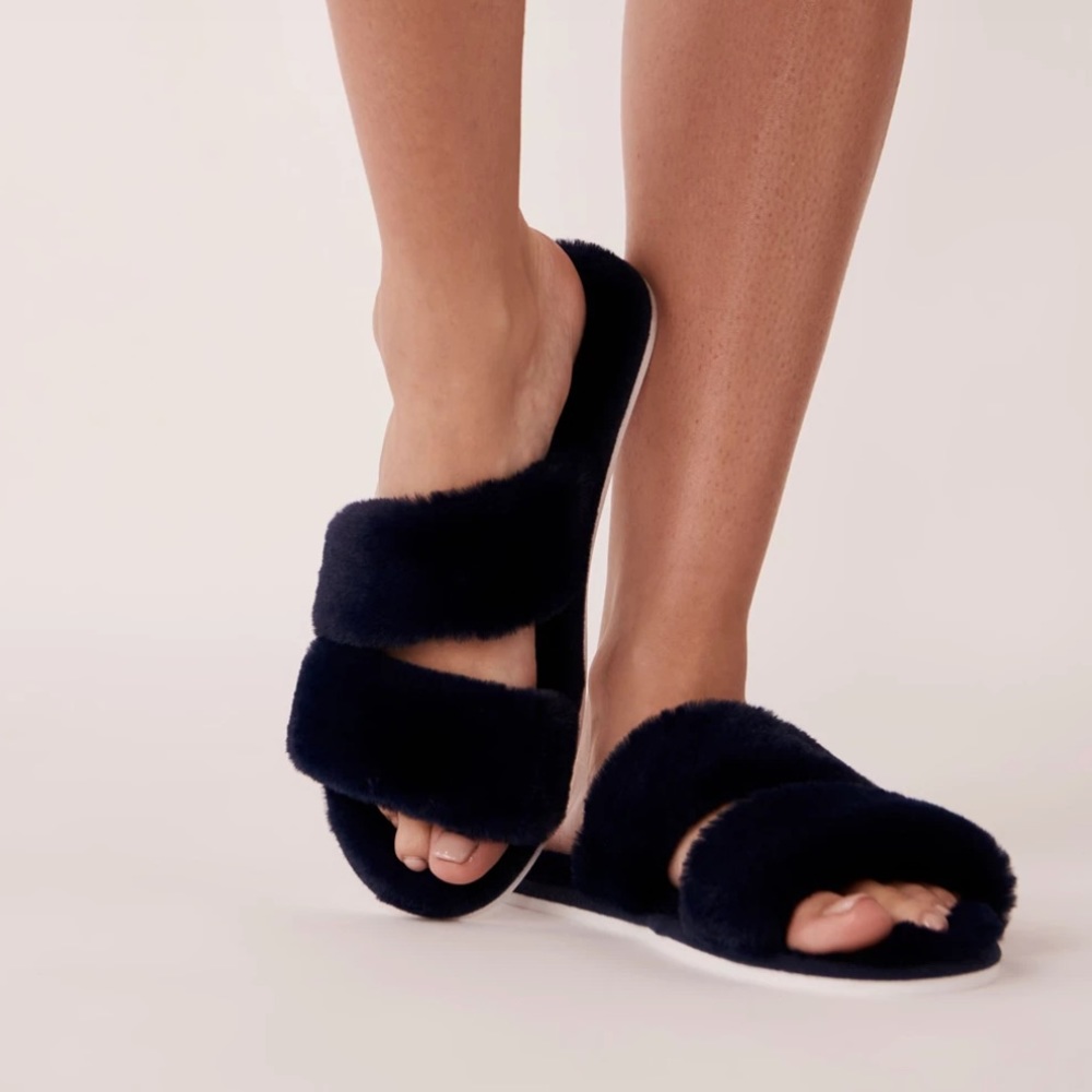 NWT Plush Slippers